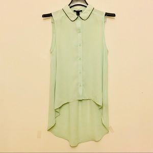 Sleeveless Blouse